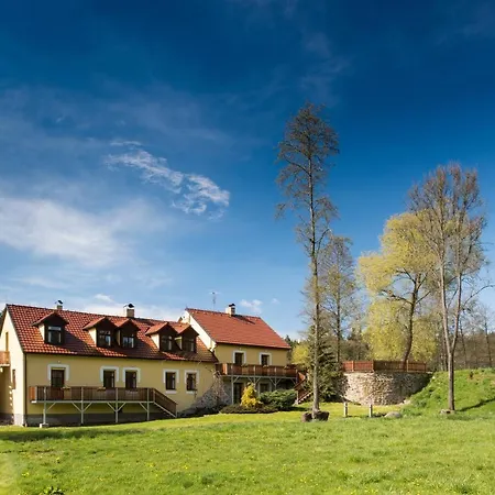 Gæstehus Mlyn Kamenice 3*