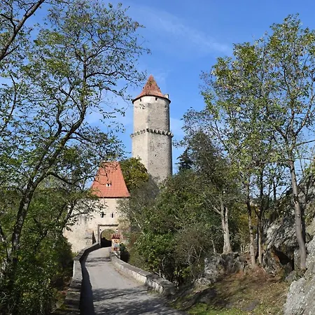Gæstehus Mlyn Kamenice Klucenice
