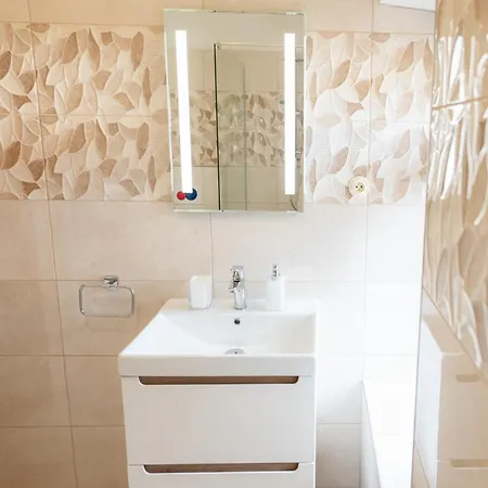 Mlyn Kamenice بيت ضيافة