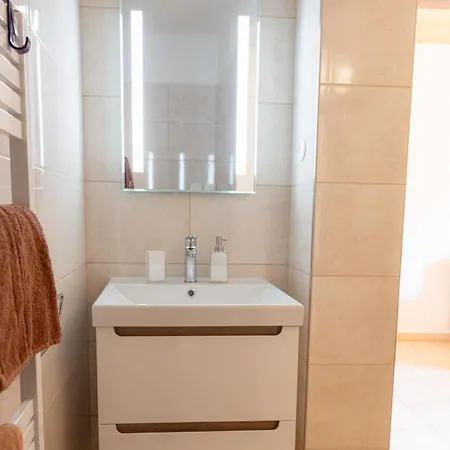 Mlyn Kamenice בית הארחה 3*