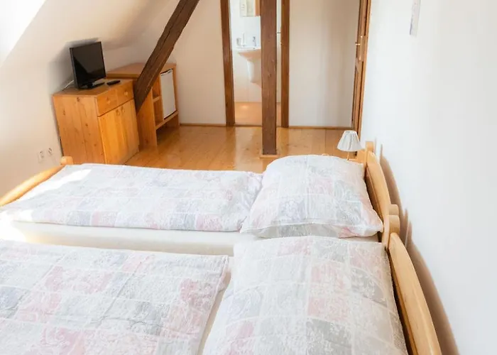 Mlyn Kamenice 3* Klucenice